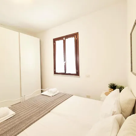 Ibiscus Cala Sinzias Ferienhaus *