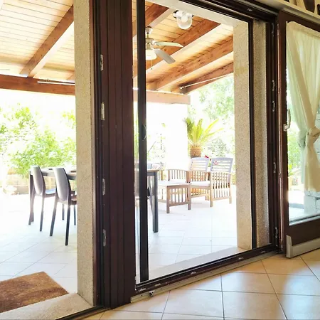 Ibiscus Cala Sinzias Ferienhaus *