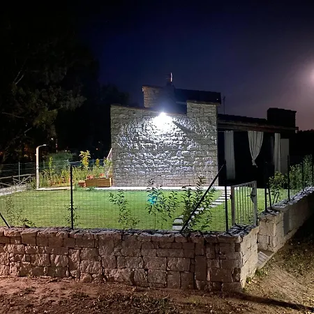 Ibiscus Cala Sinzias Tatil Evi Castiadas